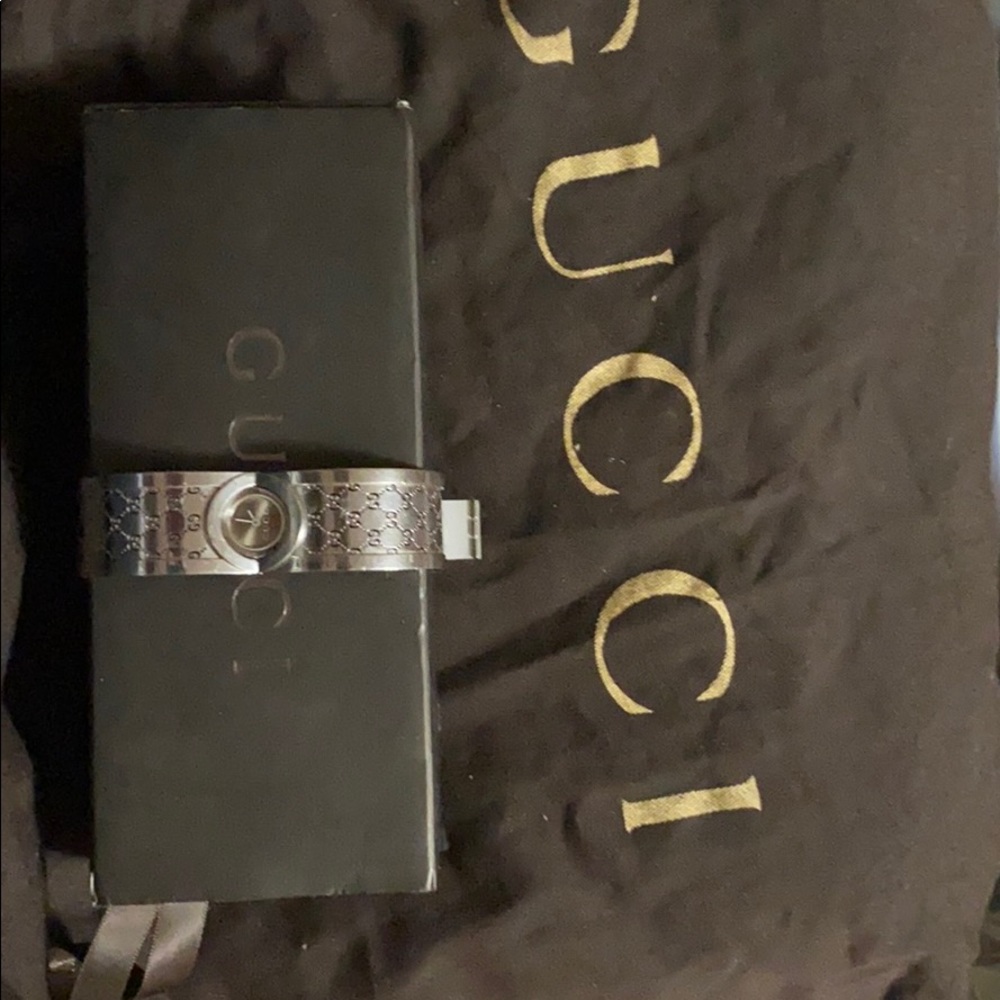 Gucci Watch Limited Edition - Picture 2 of 5